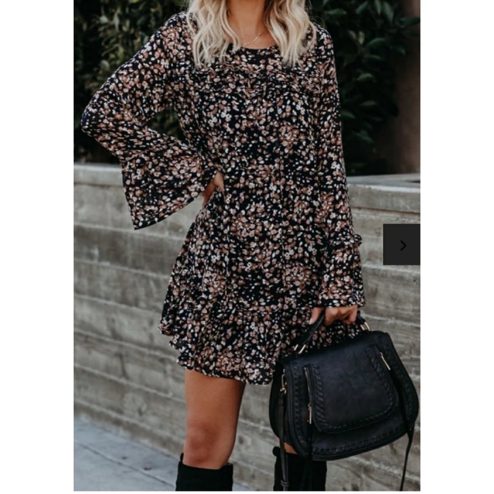 Floral Ruffle Bell-Sleeved Dress